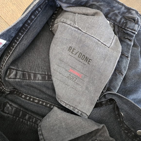 RE/DONE The 70s Comfort Stretch High Rise Stove Pipe in Washed Noir Size 26 - Picture 4 of 5